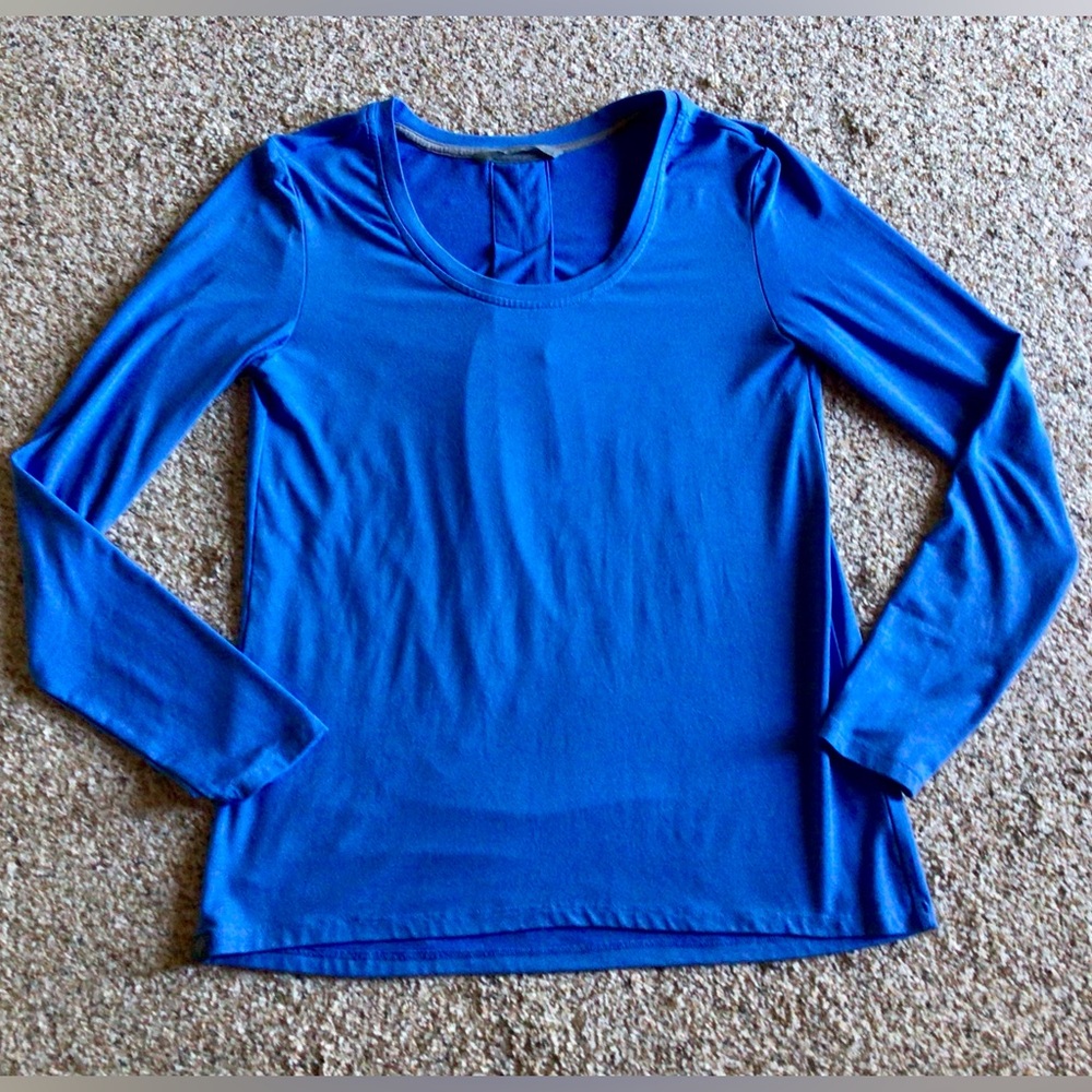 Free Fly Womens Long Sleeve Medium M Bamboo Surf Blue Scoop Neck UPF 20 SPF